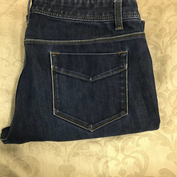 Jeans - Picture 2 of 4